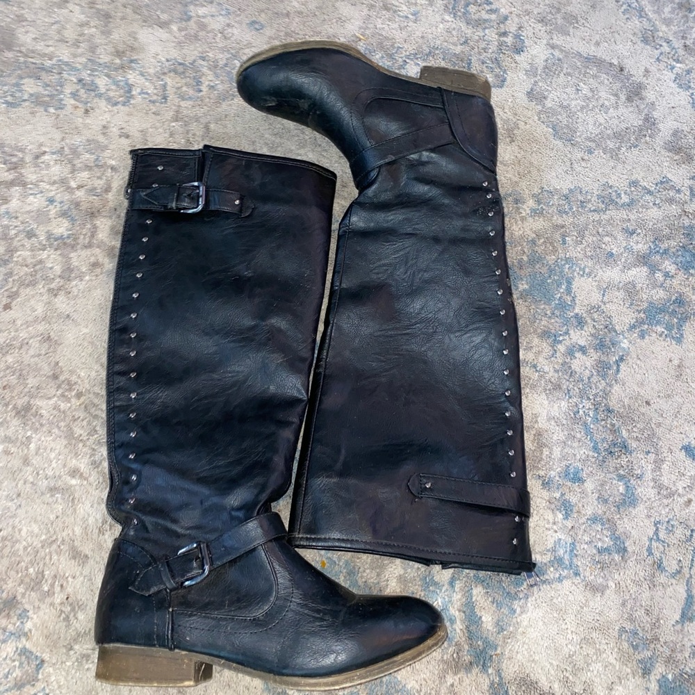 Black boots 7/8